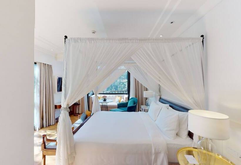 스위트, Radisson Hotel Shimla