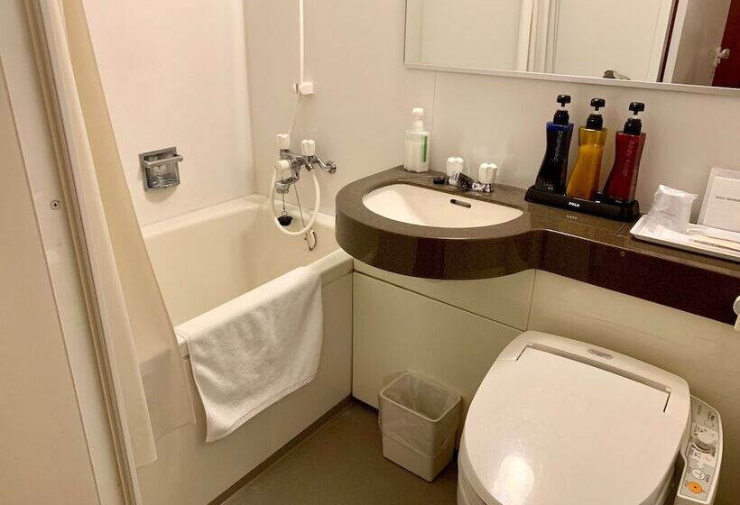 اتاق استاندارد یک نفره, Blue Port Hotel Kitakyushu Airport