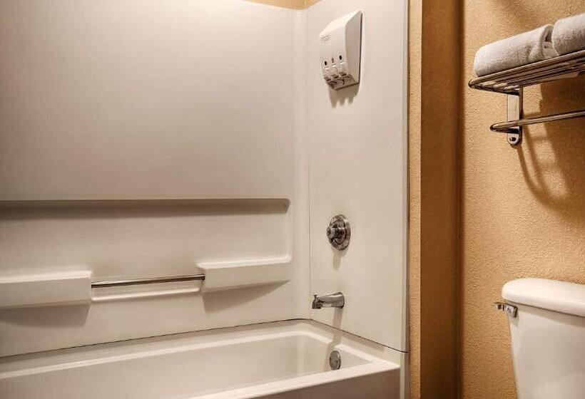 Стандартный Номер Кровать Кинг, Bestway Inn