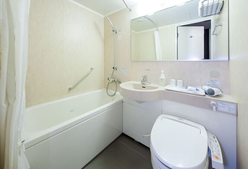 Номер Стандарт Вид на Город, Daiwa Roynet Hotel Wakayama