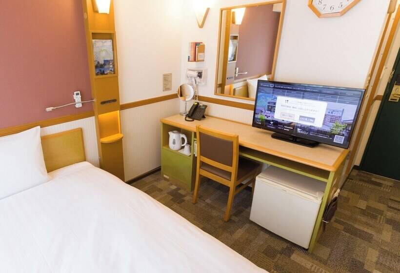 اتاق استاندارد یک نفره, Toyoko Inn Hakodate Ekimae Asaichi