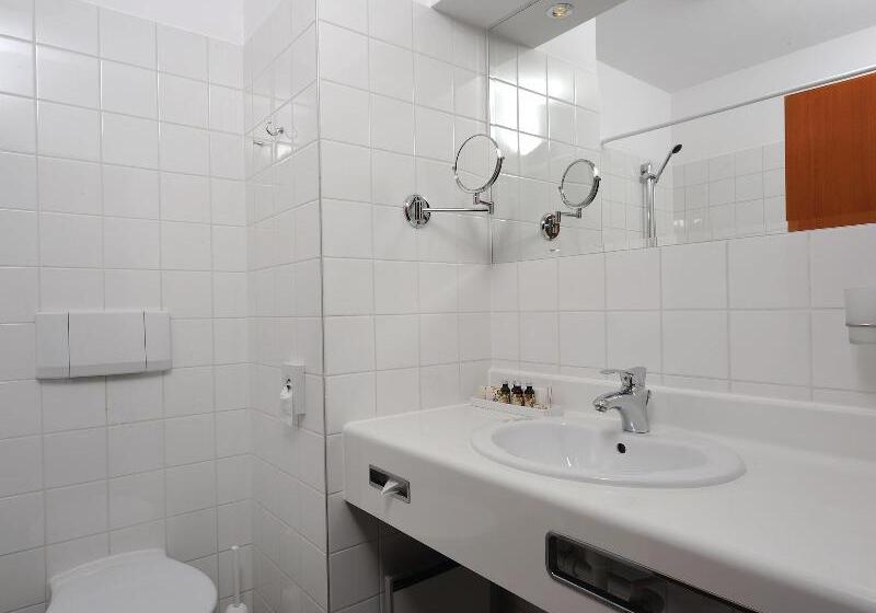 Люкс Адаптированный для Инвалидов, Candlewood Suites Watertown Fort Drum, An Ihg