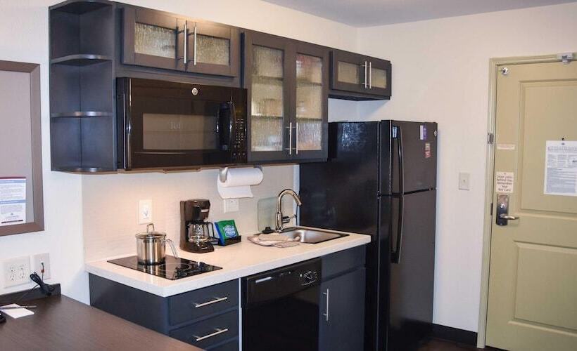 Люкс, Candlewood Suites Pearl, An Ihg