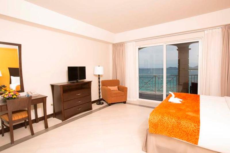 Люкс, Candlewood Suites Pearl, An Ihg