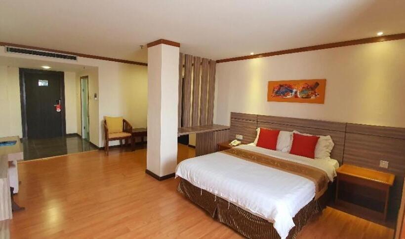 Номер Deluxe, Kemena Hotel Bintulu