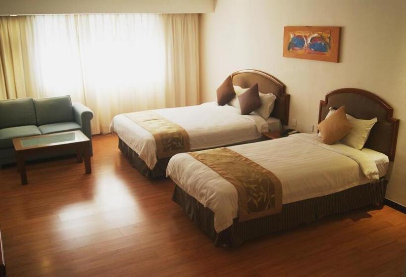 Трехместный Номер Deluxe, Kemena Hotel Bintulu