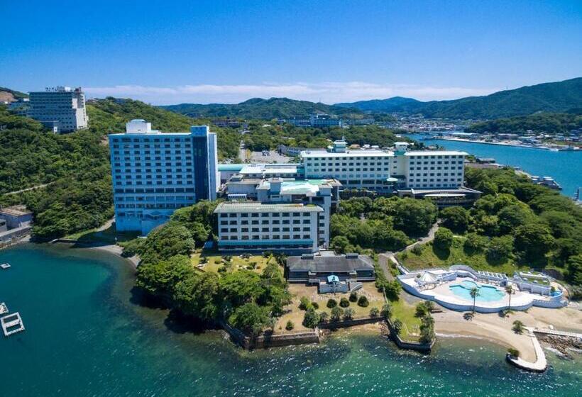 Номер Стандарт, Toba Seaside