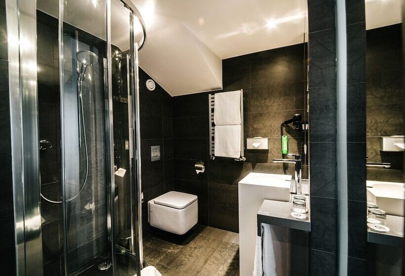 اتاق سوپریور, Q Hotel Grand Cru Gdańsk