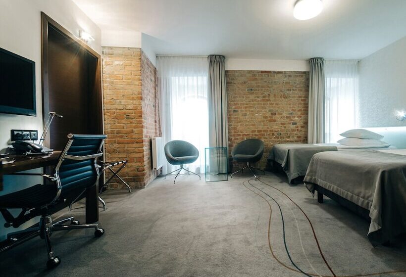 اتاق استاندارد یک نفره, Q Hotel Grand Cru Gdańsk