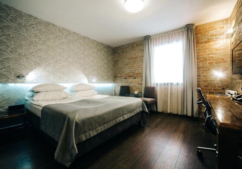 اتاق استاندارد, Q Hotel Grand Cru Gdańsk