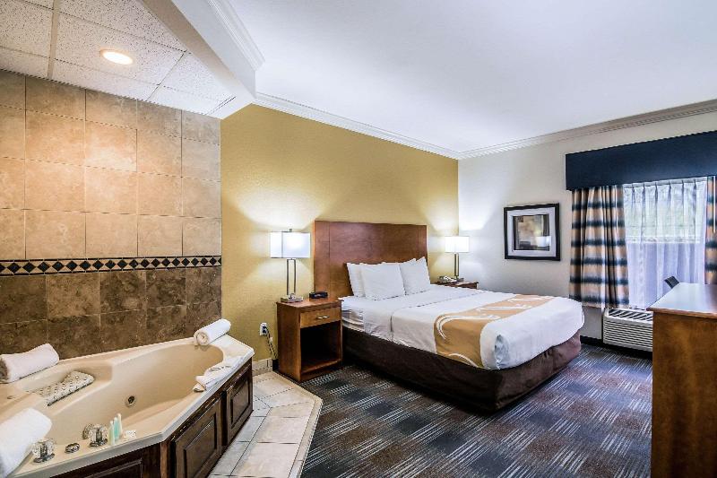 스탠다드 룸 킹사이즈 침대, Quality Inn Alexander City