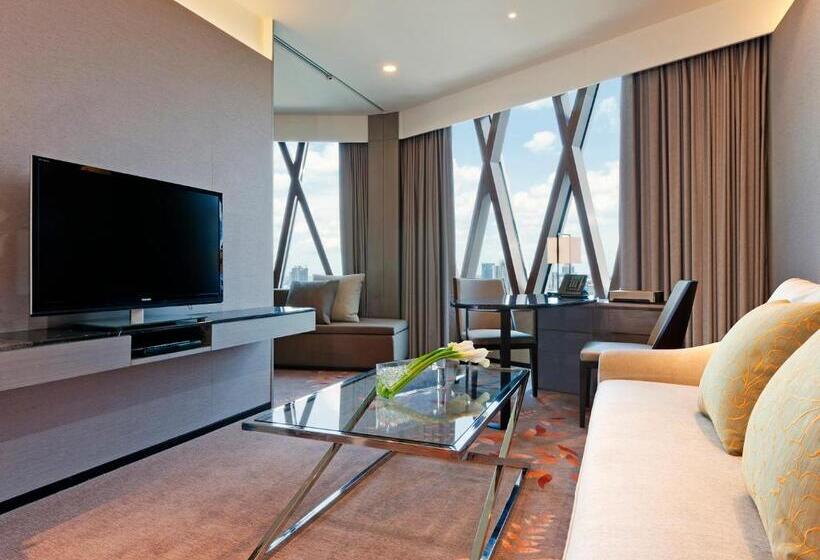 سوییت لوکس, The Okura Prestige Bangkok