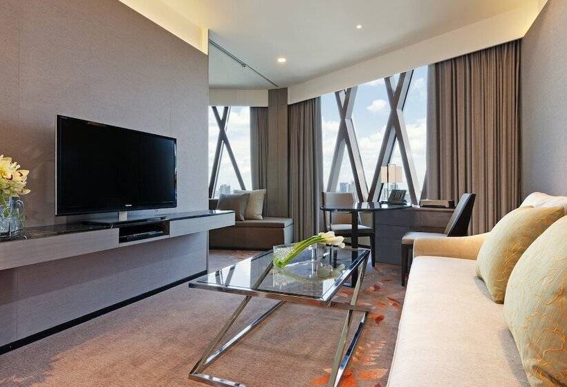سوییت لوکس, The Okura Prestige Bangkok