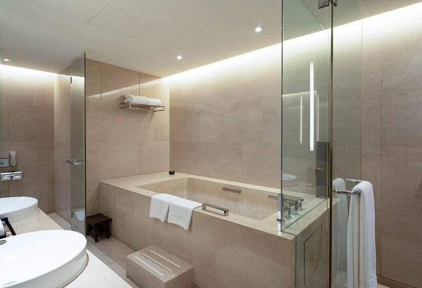 سوییت پرستیژ, The Okura Prestige Bangkok