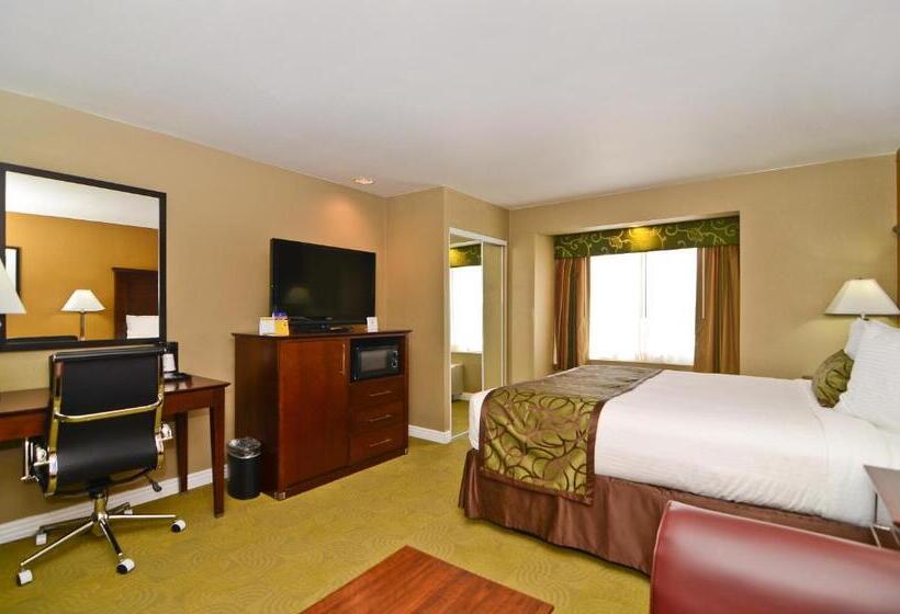 스위트 킹사이즈 침대, Best Western California City Inn & Suites