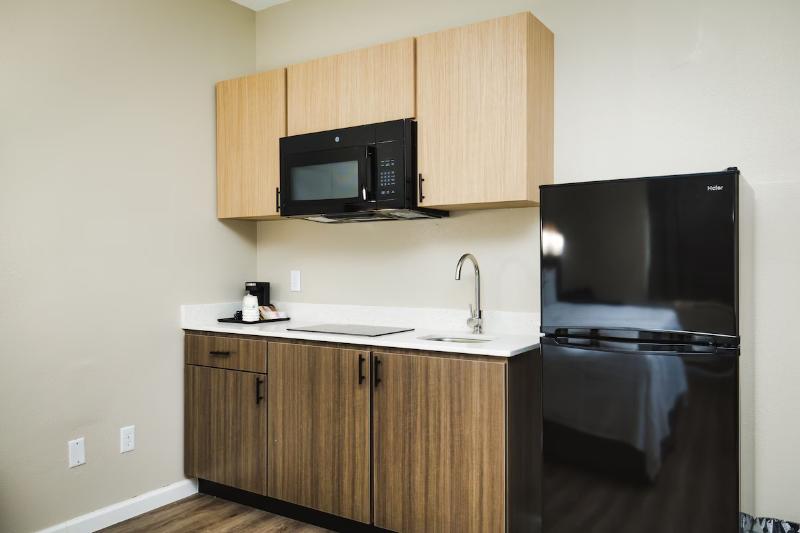 Номер Стандарт Кровать Кинг Адаптированный для Инвалидов, Surestay Studio By Best Western Conroe Downtown