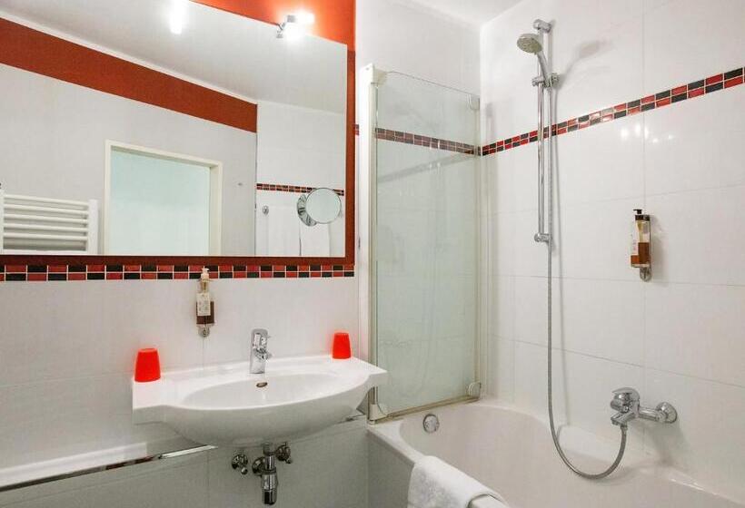 Номер Стандарт, Dormero Hotel Düsseldorf