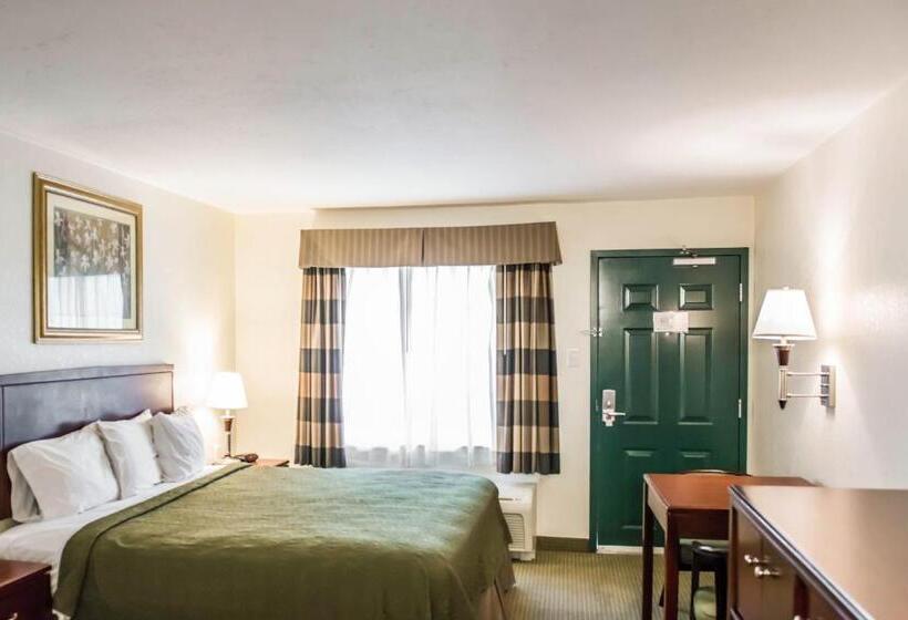 스탠다드 룸 킹사이즈 침대, Econo Lodge