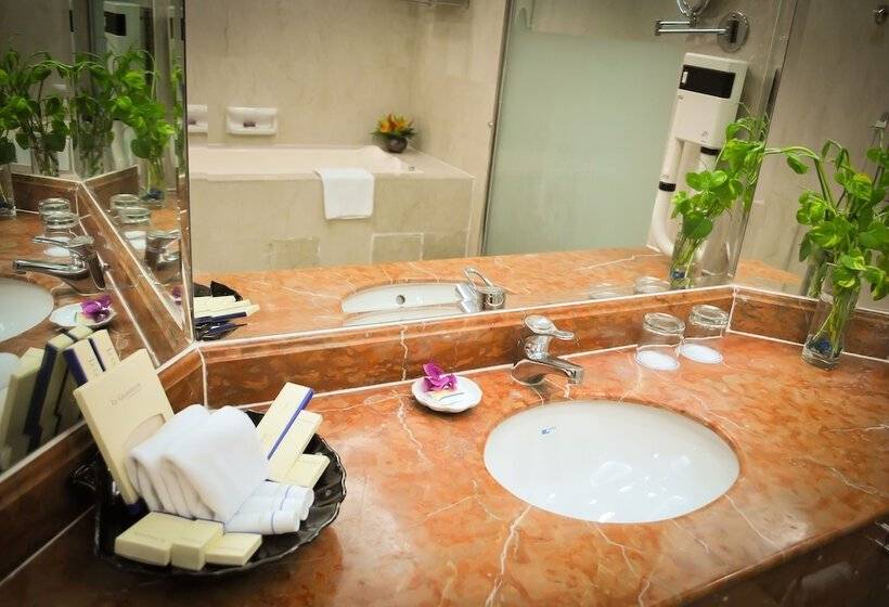 غرفة ديلوكس, Le Grandeur Palm Resort Johor