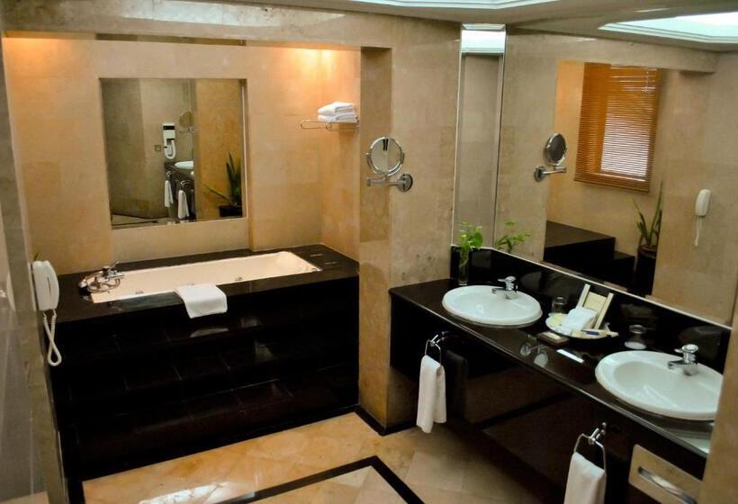 جناح ديلوكس, Le Grandeur Palm Resort Johor