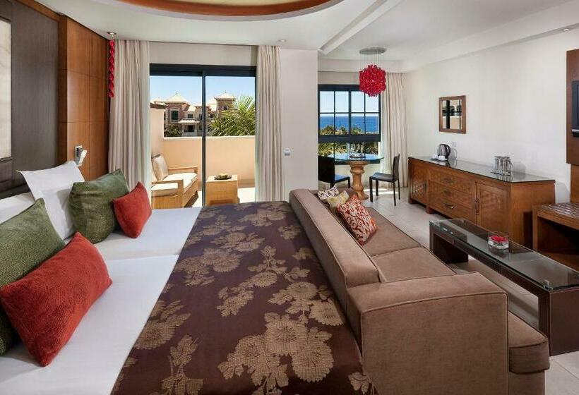 Номер Deluxe Вид на Море Боковой, Gran Melia Palacio De Isora Resort & Spa