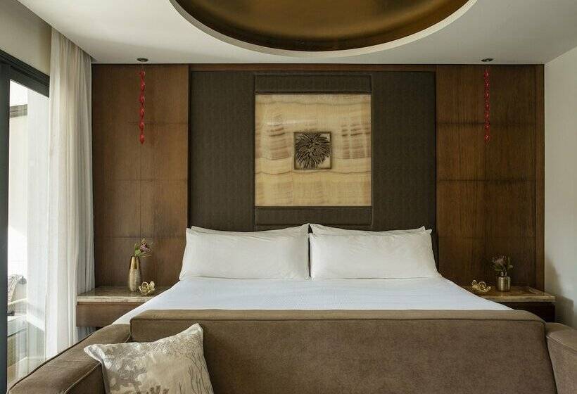 Номер Deluxe Вид на Море Боковой, Gran Melia Palacio De Isora Resort & Spa