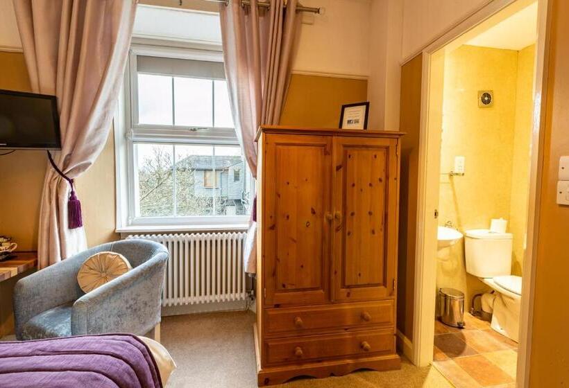 اتاق استاندارد یک نفره, Holly Lodge Guest House With Free Off Site Health Club