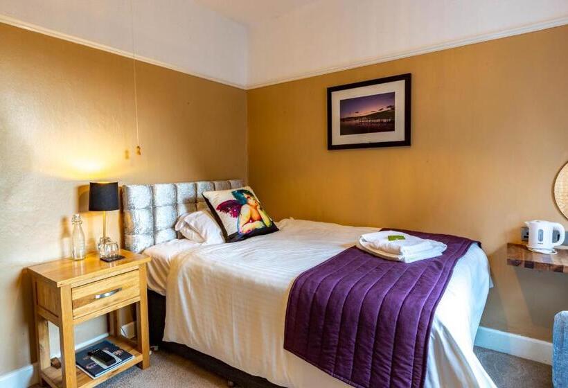 اتاق استاندارد یک نفره, Holly Lodge Guest House With Free Off Site Health Club