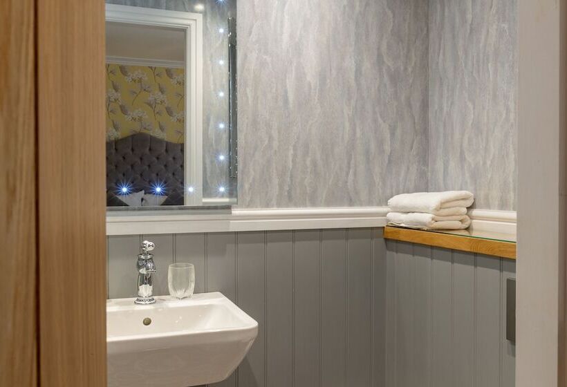 اتاق لوکس, Holly Lodge Guest House With Free Off Site Health Club