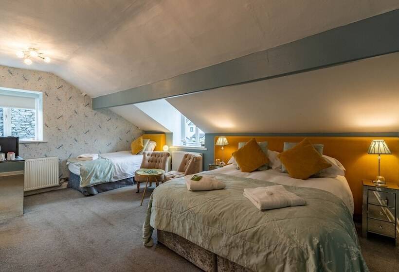 اتاق لوکس سه تخته, Holly Lodge Guest House With Free Off Site Health Club