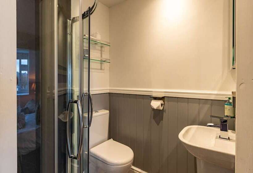 اتاق استاندارد, Holly Lodge Guest House With Free Off Site Health Club