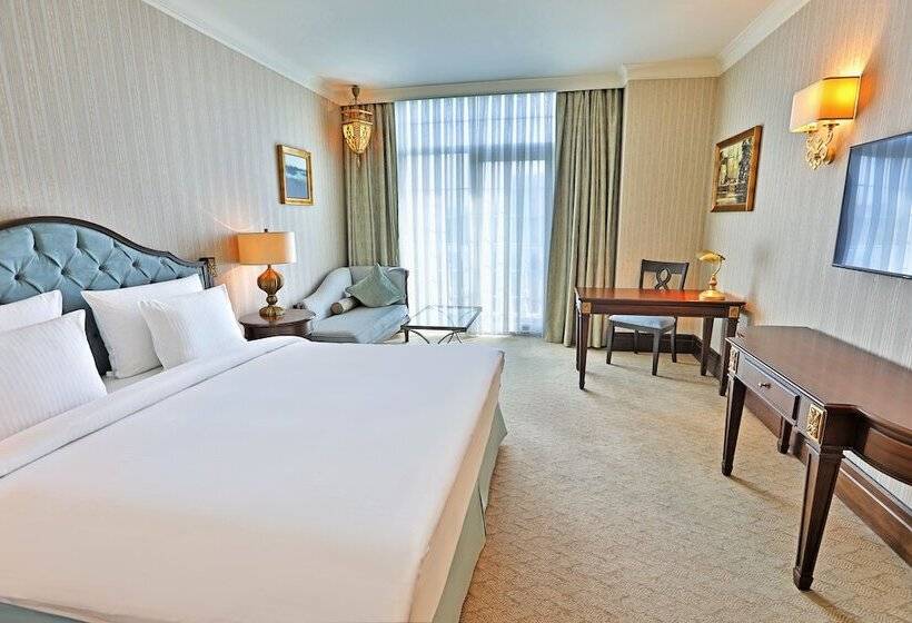 اتاق لوکس با چشم‌انداز شهر, Rixos Almaty