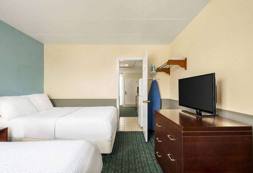 سوئیت برای معلولان, Sands Motel