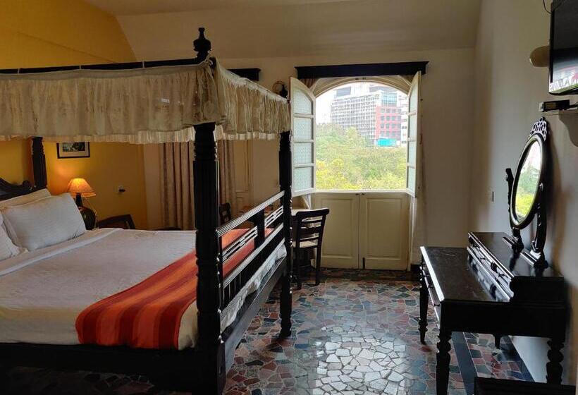 اتاق لوکس, Welcomheritage Panjim Inn
