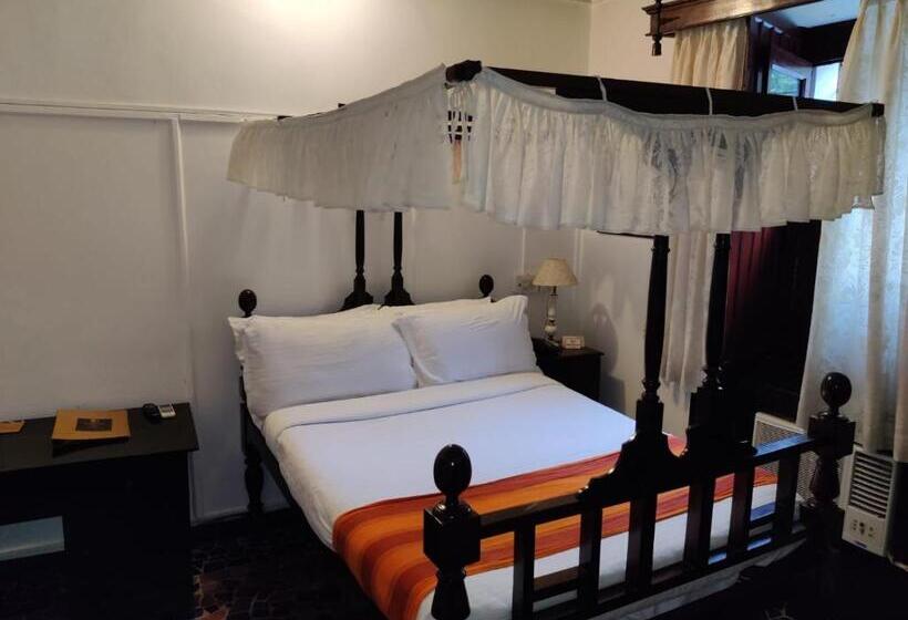اتاق استاندارد, Welcomheritage Panjim Inn