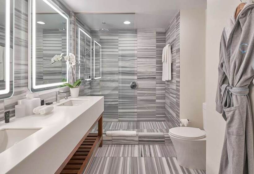 Номер Deluxe Кровать Кинг, Hyatt Centric The Pike Long Beach