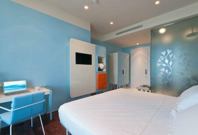 اتاق لوکس خانوادگی, Jr Hotels Bari Grande Albergo Delle Nazioni