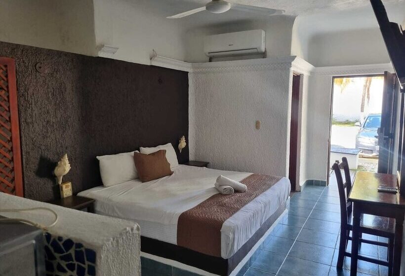 Standaard Studio, Mayan Art Hotel 10 Avenue
