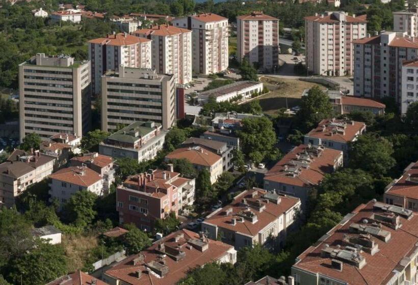 سوییت جونیور با چشم‌انداز شهر, Renaissance Istanbul Polat Bosphorus