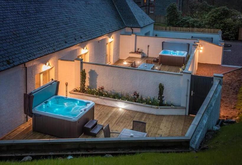 Классический Номер, Glencoe House
