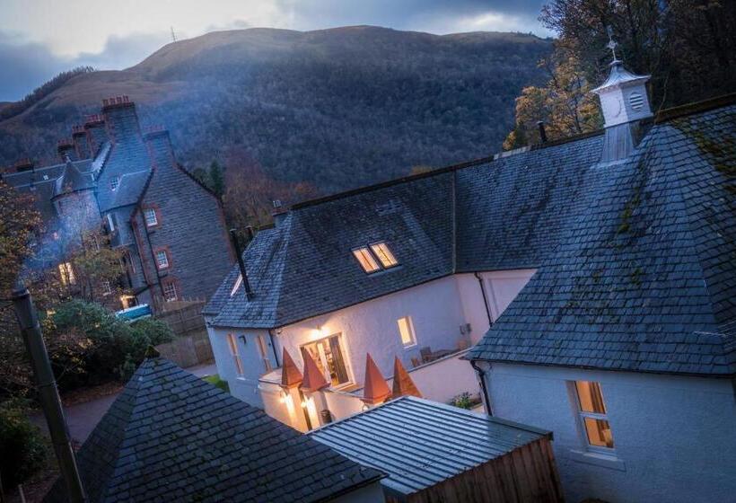 Номер Стандарт, Glencoe House