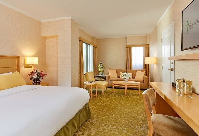 Junior Suite, Orchard Garden