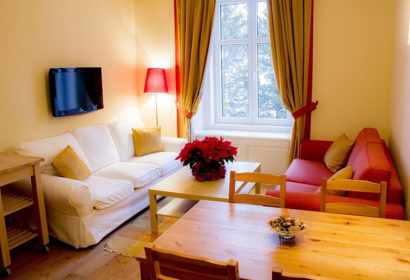 Апартаменты Deluxe 1 Спальня, Maloja Palace