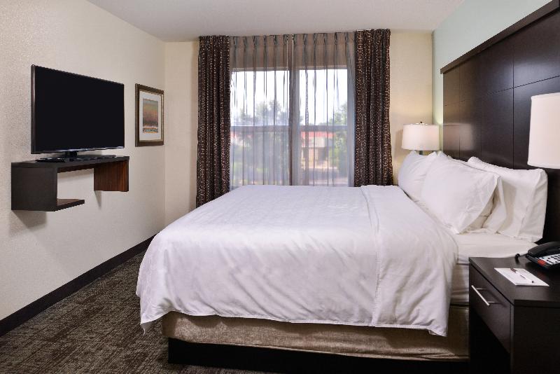 Люкс Кровать Кинг, Staybridge Suites Wichita Falls, An Ihg