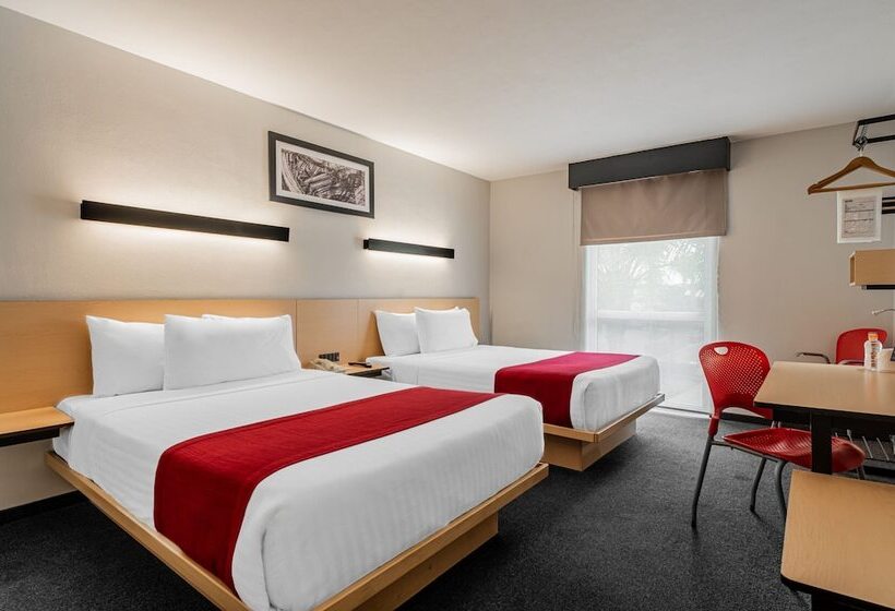 Номер Стандарт 2 Двуспальные Кровати, City Express By Marriott Queretaro Jurica