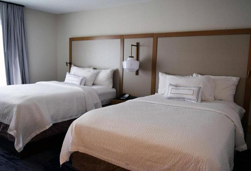 带2个双人床的标准工作室, Fairfield By Marriott Youngstown/austintown