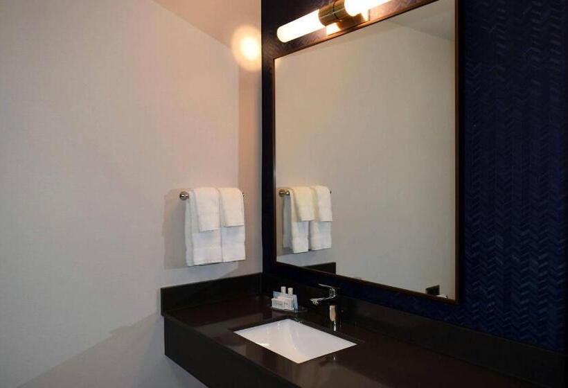 带大床的标准间, Fairfield By Marriott Youngstown/austintown