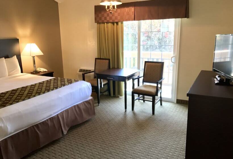 Номер Deluxe с Балконом, Fireside Inn