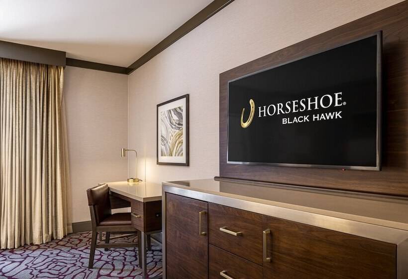 주니어 스위트, Horseshoe Black Hawk