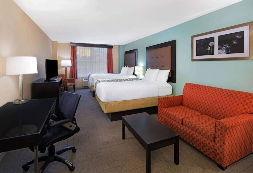 스위트 킹사이즈 침대, La Quinta By Wyndham Oxford   Anniston